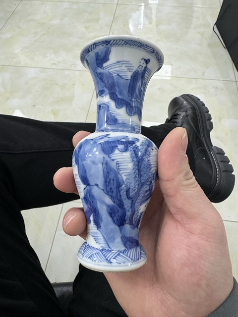 古玩陶瓷人物山水青花花觚真品鑒賞圖