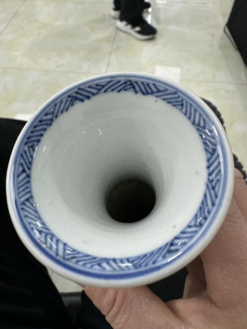 古玩陶瓷人物山水青花花觚真品鑒賞圖