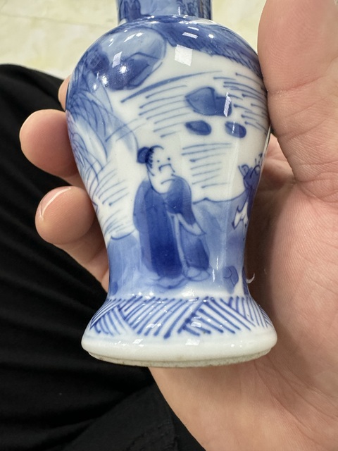 古玩陶瓷人物山水青花花觚真品鑒賞圖