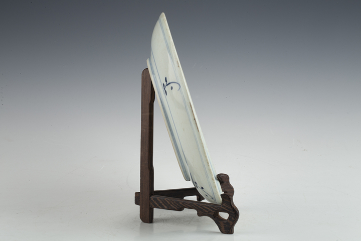 古玩陶瓷清中早·青花夔龍紋盤拍賣，當前價格1530元