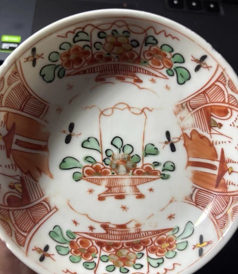 古玩陶瓷五彩提藍(lán)花紋盤真品鑒賞圖