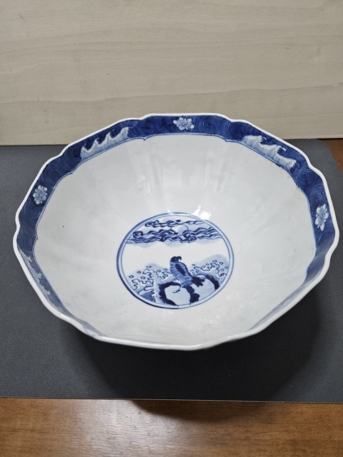 古玩陶瓷青花龍鳳紋八方碗真品鑒賞圖