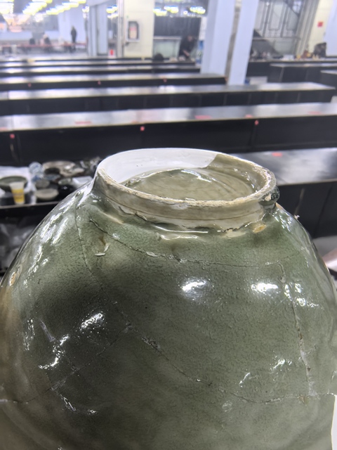 古玩陶瓷耀州窯青釉花卉紋斗笠碗真品鑒賞圖