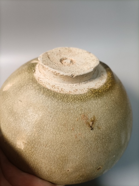 古玩陶瓷岳州窯青釉茶碗真品鑒賞圖