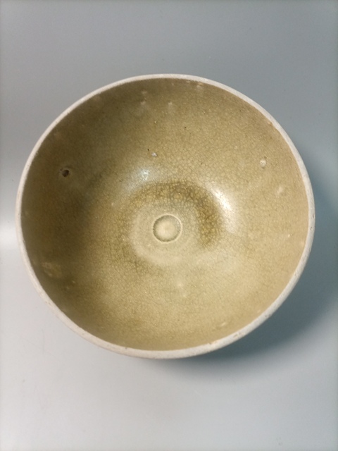 古玩陶瓷岳州窯青釉茶碗真品鑒賞圖