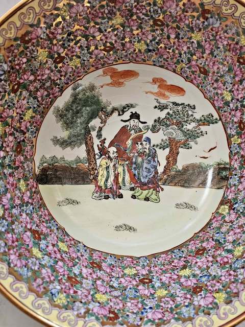 古玩陶瓷創(chuàng)匯 廣彩人物紋碗真品鑒賞圖