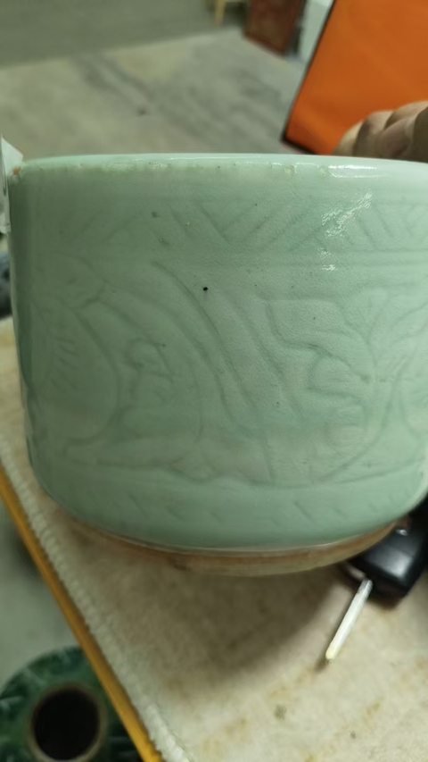 古玩陶瓷民國豆青釉香爐真品鑒賞圖