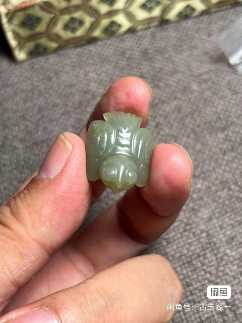 古玩玉器和田玉鳥真品鑒賞圖