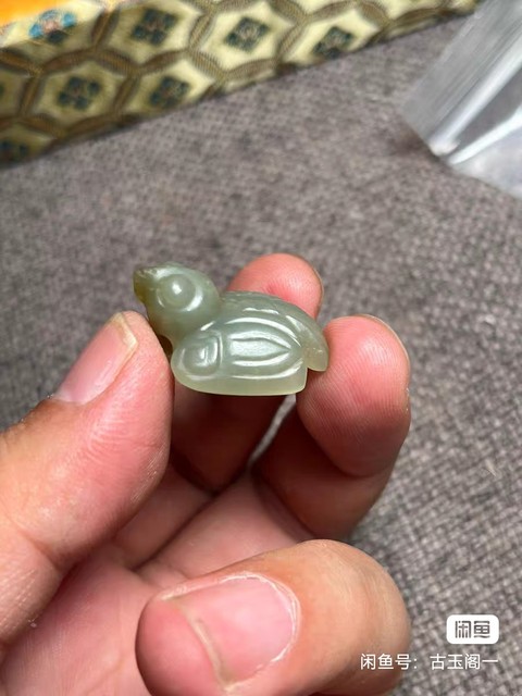 古玩玉器和田玉鳥真品鑒賞圖