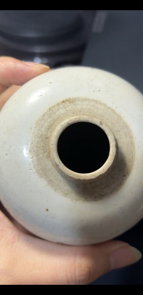 古玩陶瓷景德鎮(zhèn)粉彩花卉紋罐真品鑒賞圖