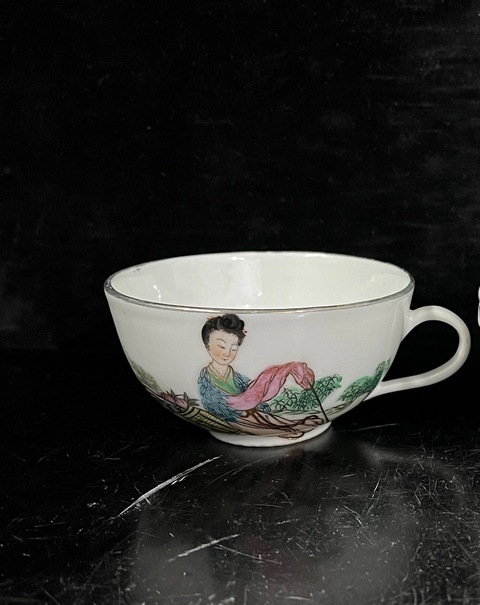古玩陶瓷油粉彩麻姑獻壽茶杯真品鑒賞圖