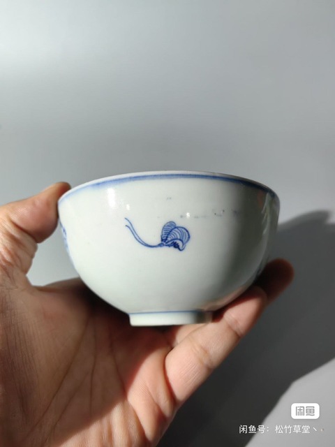 古玩陶瓷清中晚 日本江戶晚期至明治青花花蝶紋蓋碗真品鑒賞圖