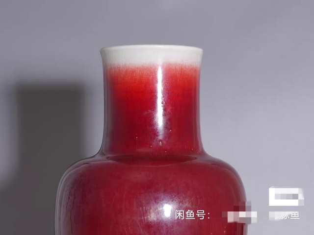 古玩陶瓷清中期 郎窯紅釉賞瓶真品鑒賞圖