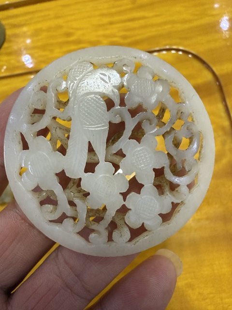 古玩玉器和田玉雕“喜上眉梢”佩真品鑒賞圖