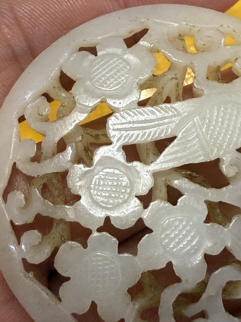 古玩玉器和田玉雕“喜上眉梢”佩真品鑒賞圖