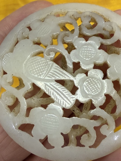 古玩玉器和田玉雕“喜上眉梢”佩真品鑒賞圖