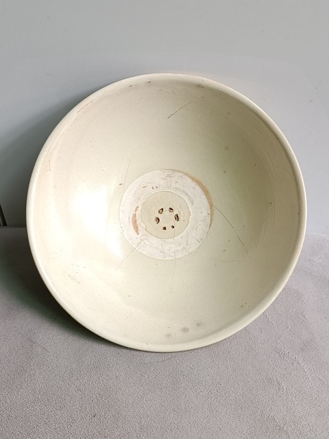 古玩陶瓷定窯系白釉斗笠碗真品鑒賞圖