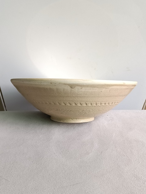 古玩陶瓷定窯系白釉斗笠碗真品鑒賞圖