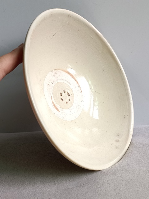 古玩陶瓷定窯系白釉斗笠碗真品鑒賞圖