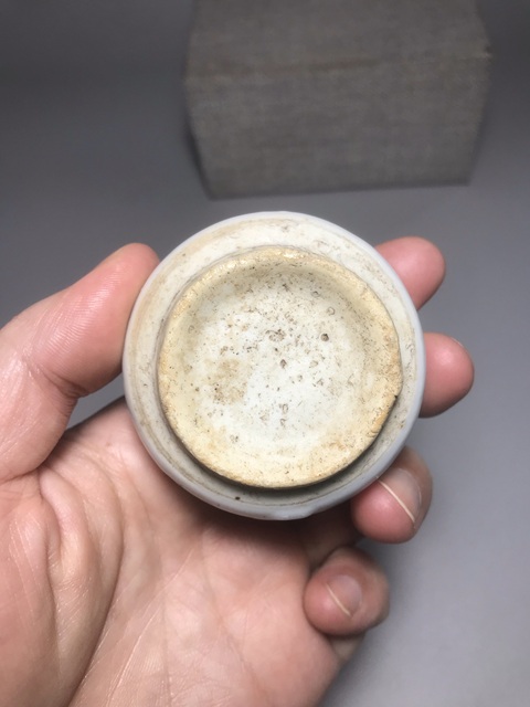 古玩陶瓷白釉香爐真品鑒賞圖