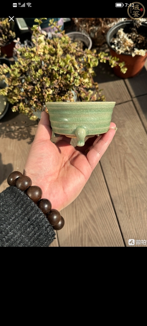 古玩陶瓷龍泉三足炫紋爐真品鑒賞圖