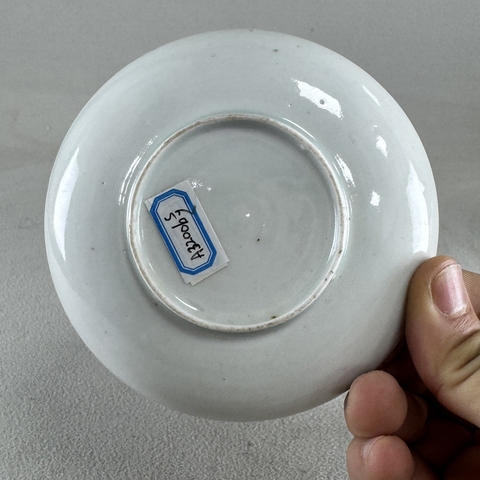 古玩陶瓷青花加彩盤真品鑒賞圖