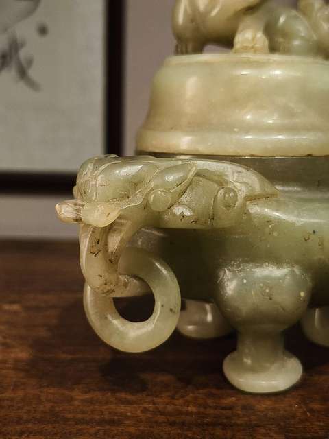 古玩玉器岫玉香爐真品鑒賞圖