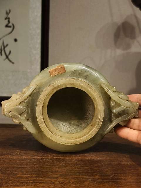 古玩玉器岫玉香爐真品鑒賞圖