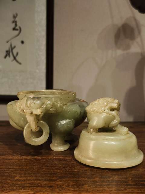 古玩玉器岫玉香爐真品鑒賞圖