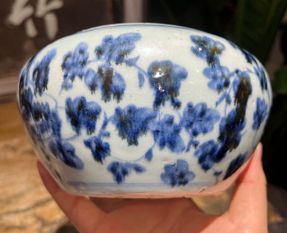 古玩陶瓷花卉紋青花洗真品鑒賞圖
