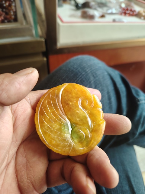 古玩玉器“染色”非天然翡翠佩真品鑒賞圖