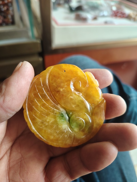 古玩玉器“染色”非天然翡翠佩真品鑒賞圖