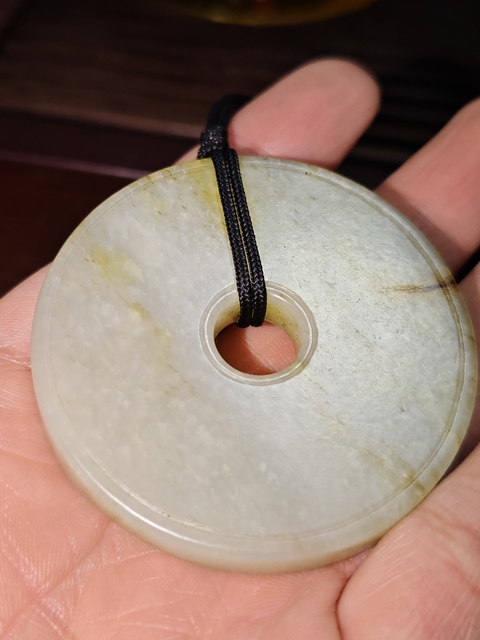 古玩玉器和田玉雕“螭龍紋璧”真品鑒賞圖