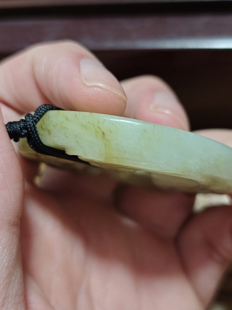 古玩玉器和田玉雕“螭龍紋璧”真品鑒賞圖