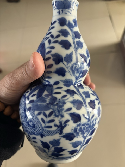 古玩陶瓷晚清龍紋葫蘆瓶真品鑒賞圖