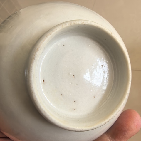 古玩陶瓷白釉唇口碗真品鑒賞圖