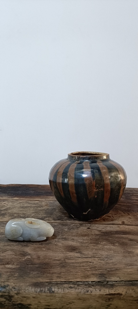 古玩陶瓷磁州窯鐵銹斑線條罐拍賣，當前價格10000元