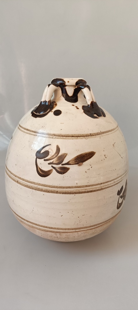 古玩陶瓷磁州窯白地黑花四系瓶拍賣，當(dāng)前價(jià)格30000元