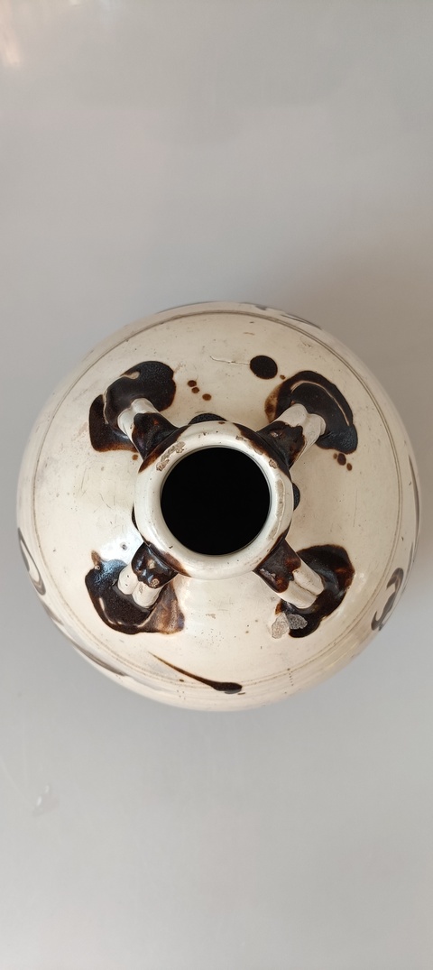 古玩陶瓷磁州窯白地黑花四系瓶拍賣，當(dāng)前價(jià)格30000元