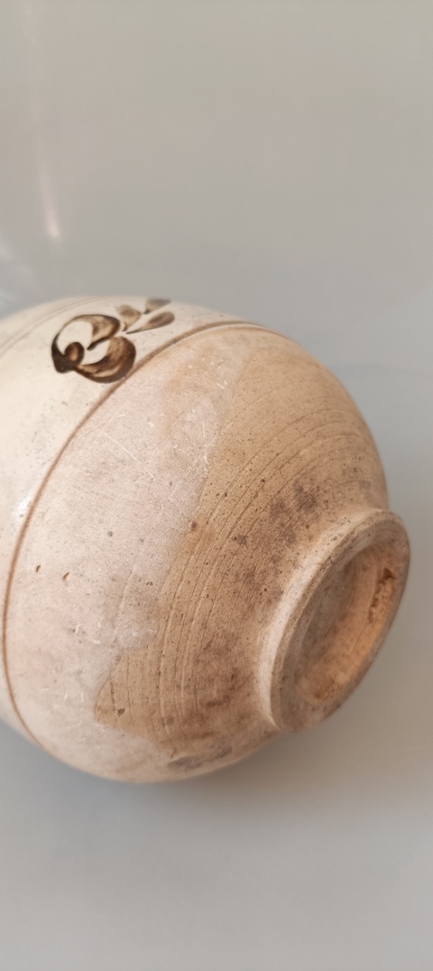 古玩陶瓷磁州窯白地黑花四系瓶拍賣，當(dāng)前價(jià)格30000元