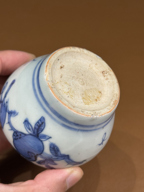 古玩陶瓷青花花鳥罐真品鑒賞圖