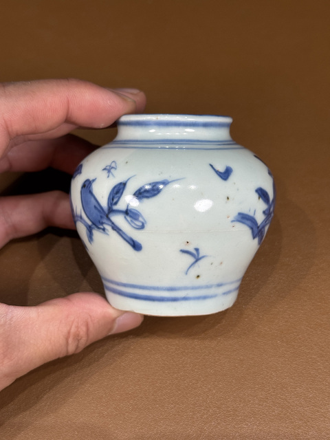 古玩陶瓷青花花鳥罐真品鑒賞圖