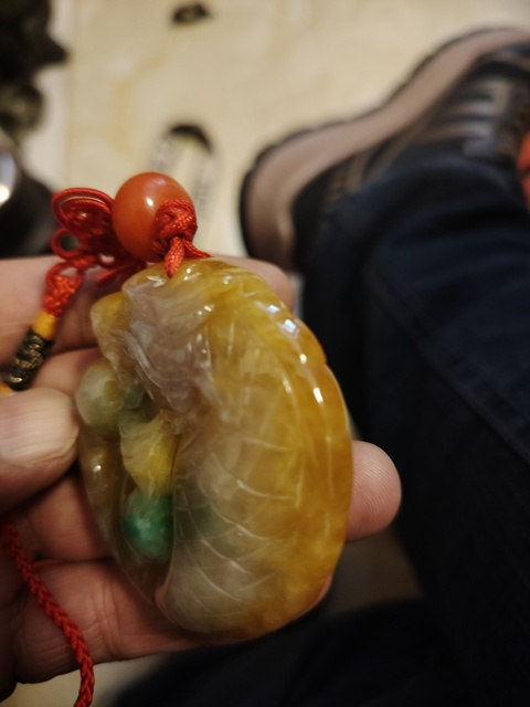 古玩玉器非天然和田把件真品鑒賞圖