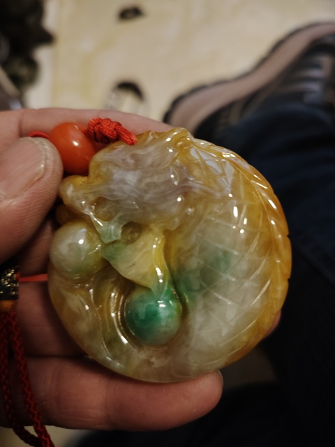 古玩玉器非天然和田把件真品鑒賞圖