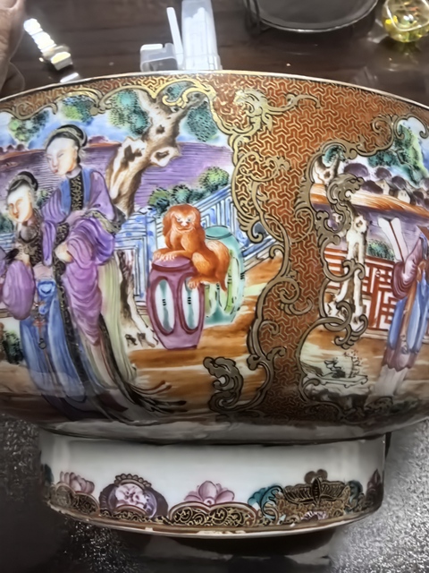 古玩陶瓷人物紋廣彩碗真品鑒賞圖