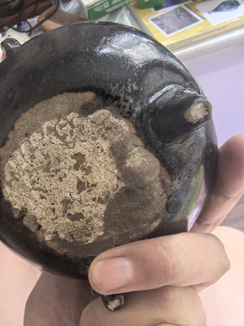 古玩陶瓷黑釉三足爐真品鑒賞圖