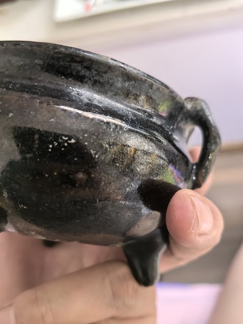 古玩陶瓷黑釉三足爐真品鑒賞圖