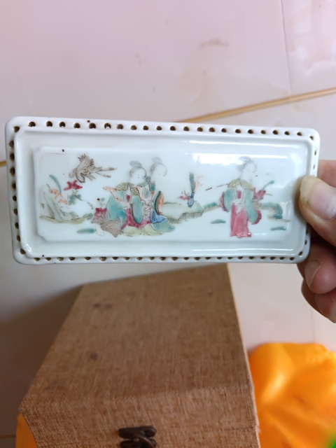 古玩陶瓷清代精品粉彩人物故事紋瓷板拍賣，當前價格998元