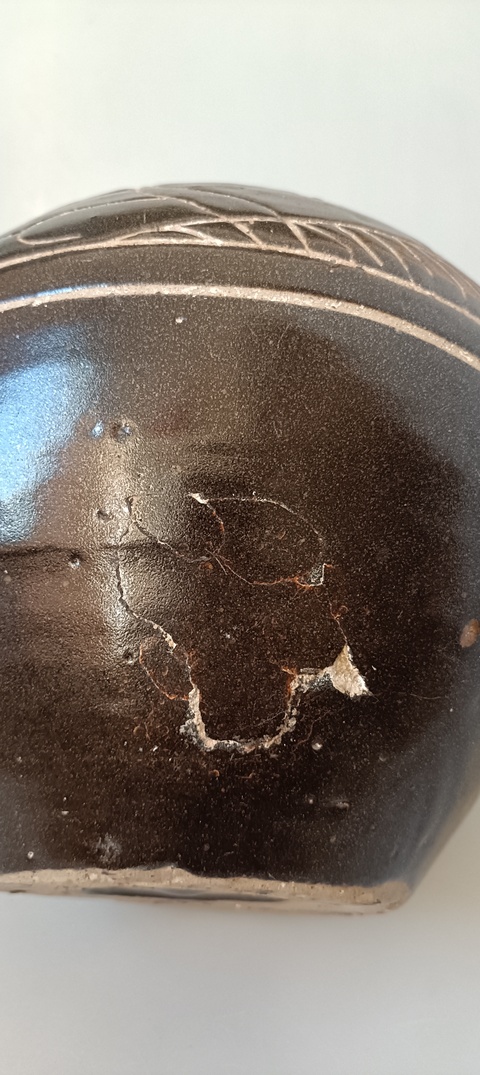 古玩陶瓷剔花嘟嚕瓶拍賣，當前價格50000元