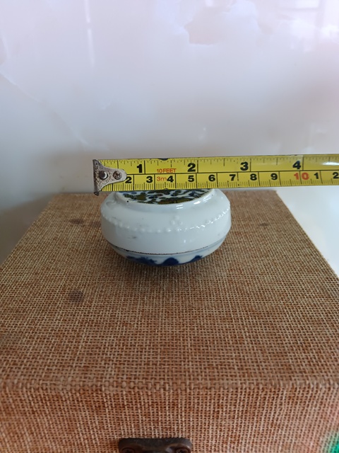 古玩陶瓷清早期青花山水花卉紋印泥盒拍賣，當前價格800元